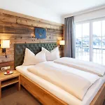 Almschloessl & Schrotteralm Aparthotel 4*
