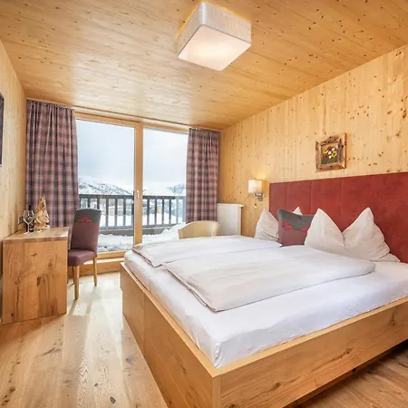 Almschloessl & Schrotteralm 4* オーバータウエルン