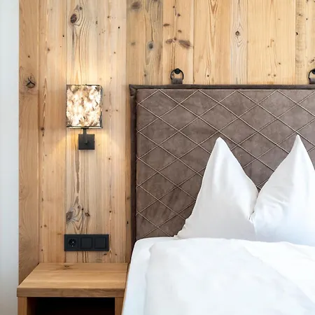 アパートホテル Almschloessl & Schrotteralm 4*