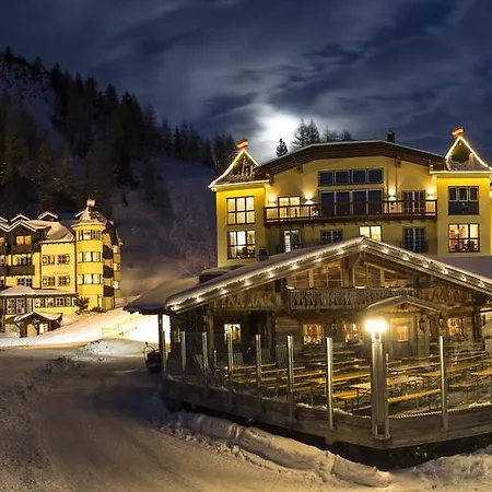 Almschloessl & Schrotteralm 4*