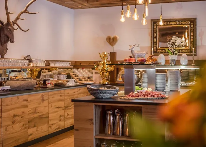 Almschloessl & Schrotteralm Aparthotel 4*