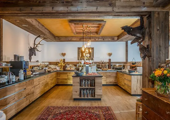 Almschloessl & Schrotteralm Aparthotel Obertauern