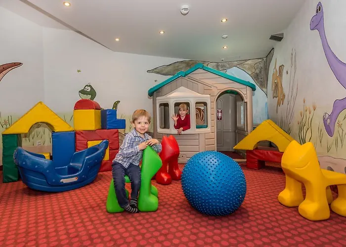 Almschloessl & Schrotteralm 4*